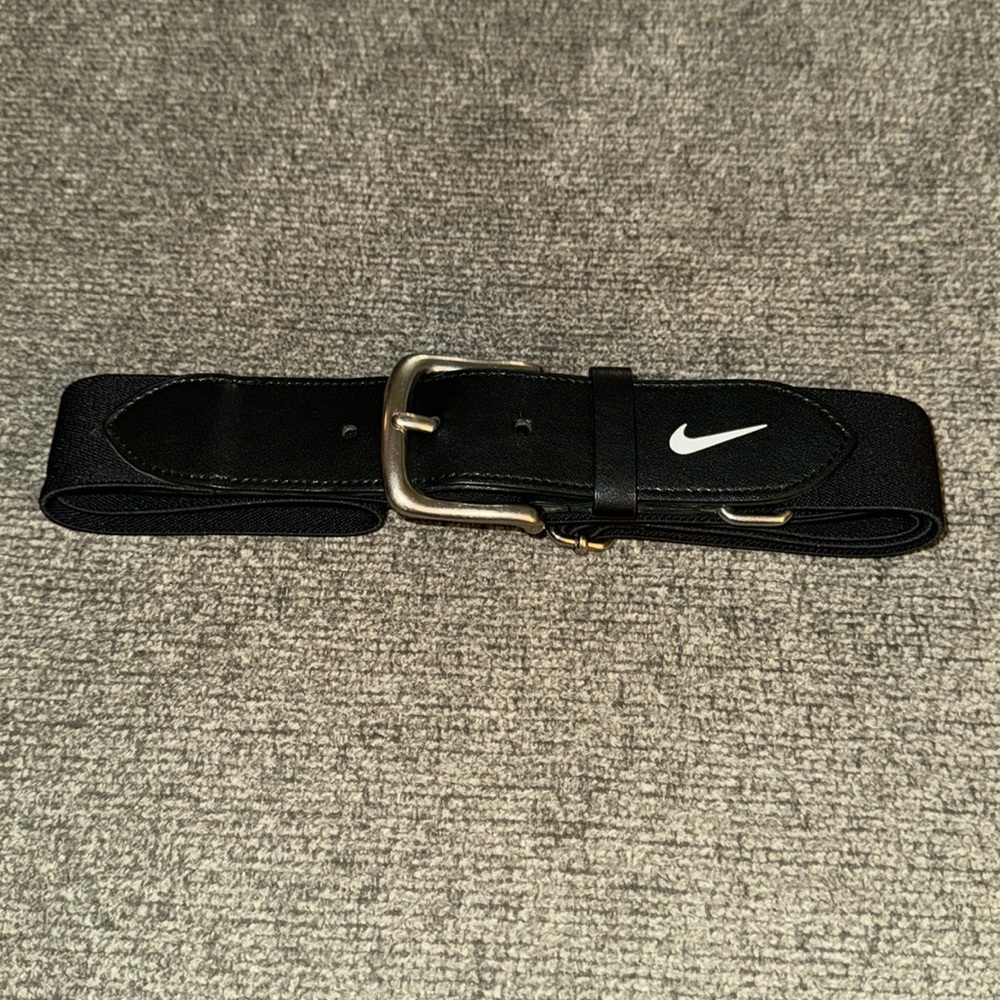 Nike softball/baseball belt